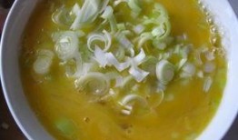 娱乐吃瓜酱鸡蛋汤视频播放,揭秘视频背后的趣味与温情